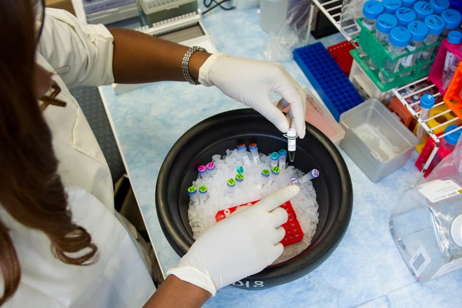 Manipulation d'échantillons en laboratoire